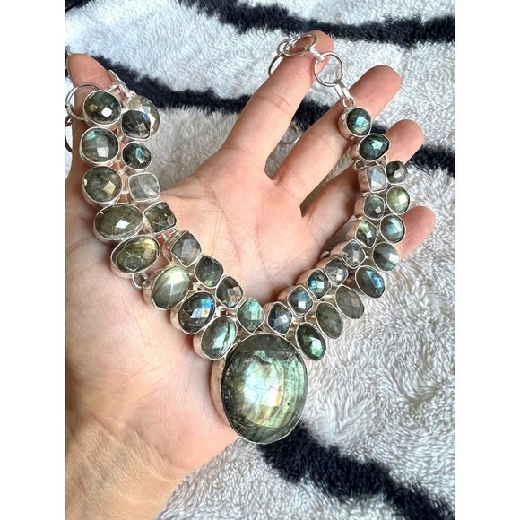Handmade Jewelry - 925 Stunning Faceted FLASH Labradorite Goddess Necklace